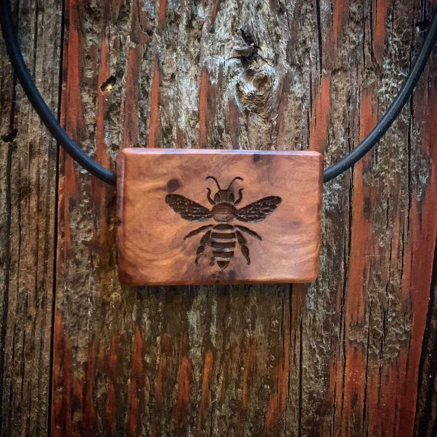 BumbleBee Pendant - Thuya Burl